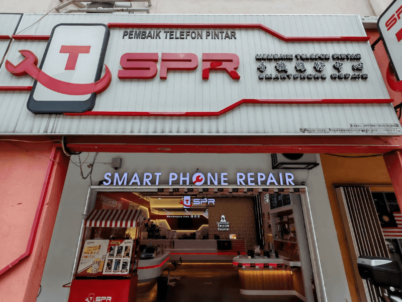 SmartPhone Repair · SPR Kepong shopfront