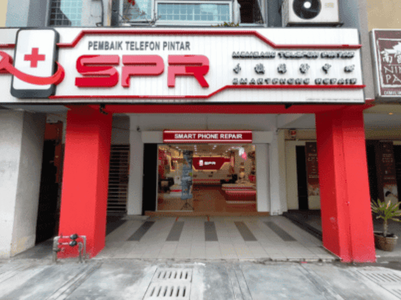 SmartPhone Repair · SPR Kuchai Lama shopfront